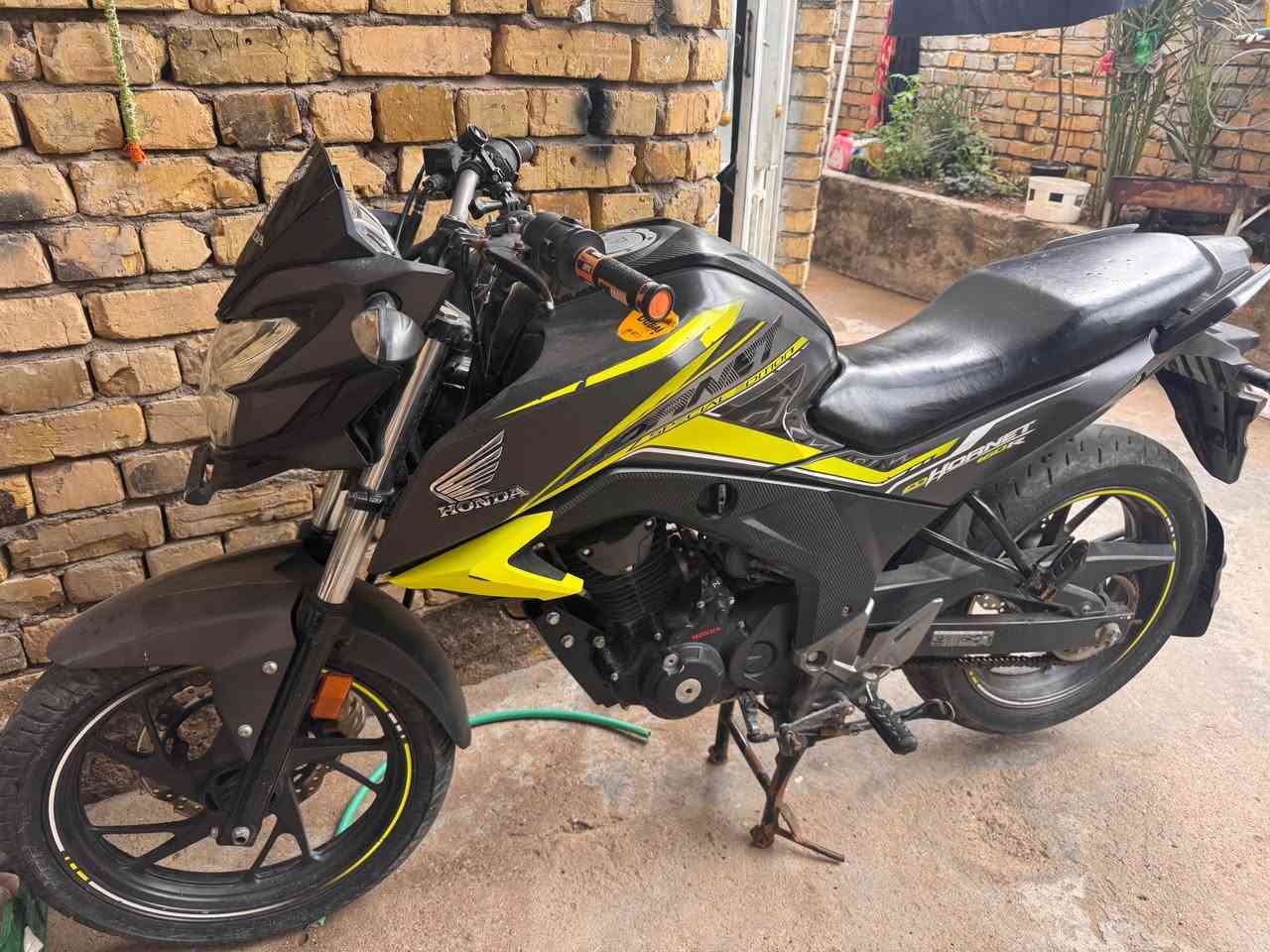 السلام عليكم دراجه هوندا لبيع 
*********** عمارة, ميسان
