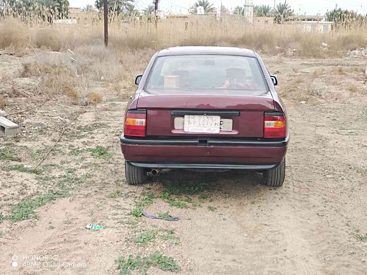 السلام عليكم سيارة اوبل فكترا 91 محرك 1600 مكفول السيارة جاهزة مثل ما موضح بالصور والفيديو مصبوغه عام أثر ضربة كهربائيات وكير كلها جاهزه ماتصرف عليها الف رقم كربلاء مشروع وطني شرط تحويل ماكو وكاله السيارة بسم اخوي السعر27 ورقة وبيها مجال للتواصل *********** (واتساب) +*********** مامتواجد ع التعليقات
