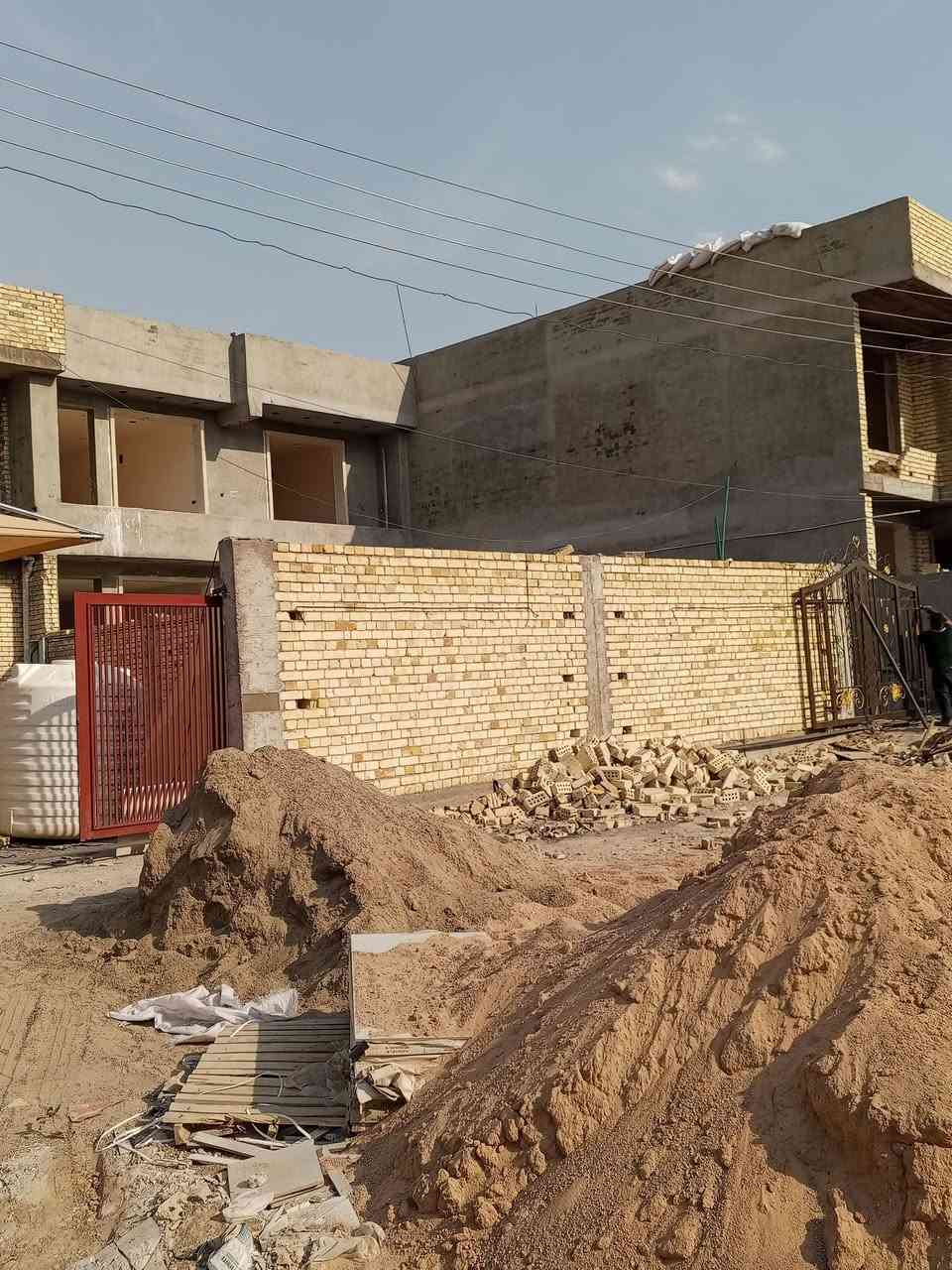 سلام عليكم كادر خلفات لبخ مصرى ببغداد متفرغ حاليا لتواصل صفحه أو واتس ***********
