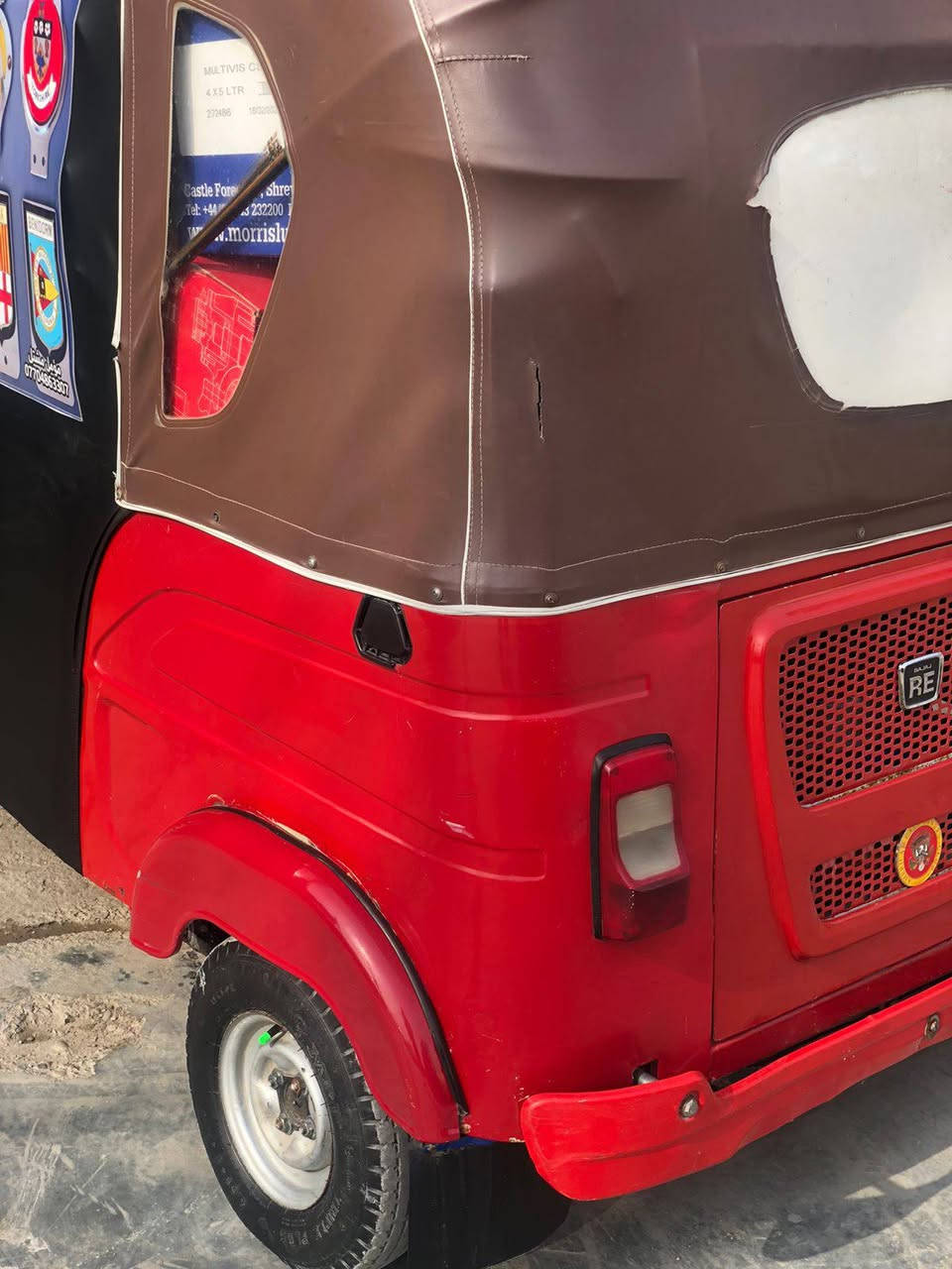 سلام عليكم تكتك لمصطفى 21رقم وسنويه بسمي ضررهه لغود شي بصيط مكينه مجفته تجفيت شركه تجفيت موشرك مكينه وتكتك حلوه الله شهاد لبلديات شارع لمرور رقم الهاتف ***********
