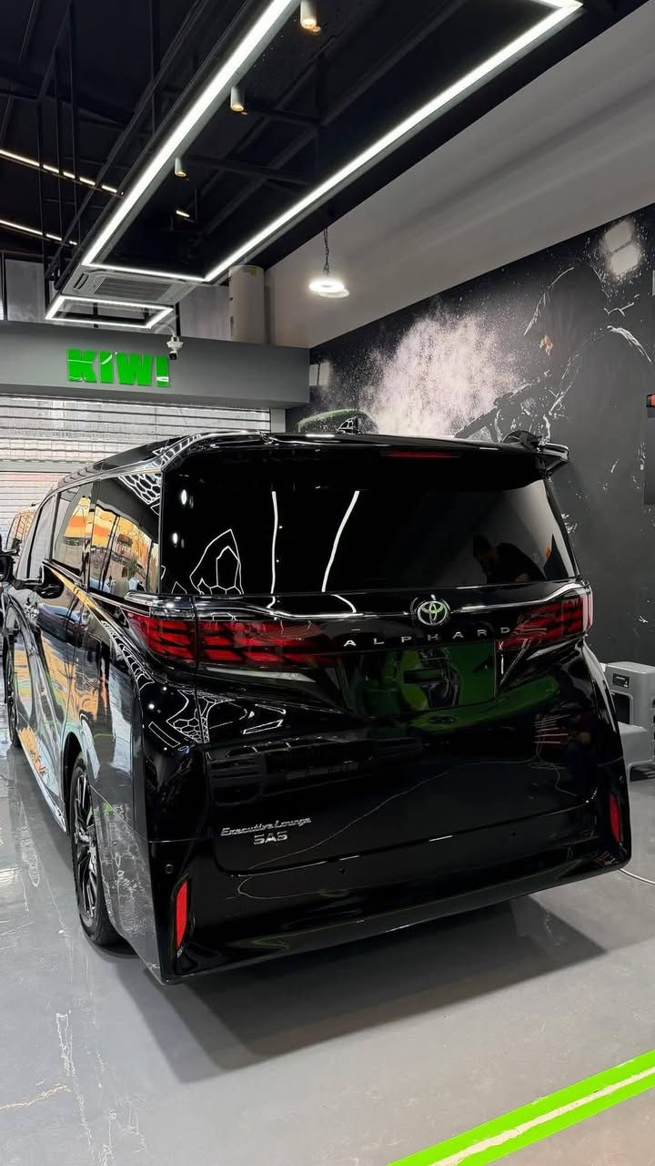 تويوتا الفارد 2024 سياره vip  الوحيدة بالعراق 
غنيه عن التعريف ماشيه 600 كيلو فقط زيرو 
السياره مغلفه ppf فول فول مواصفات 
محرك كير واير بشرط مامفتوح 
سيارة حيل نظيفة كلشي عل بلاد جديد 
سنوية هزة كلشي جديد مدفوع لـ
باسمي السنوية بشرط تحويل وغرامـة
سيارة مابيـها دينار مصرف كامل من كل نواحي

رقم صاحب سيارة ***********
