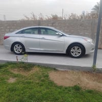 سوناتا وارد امريكي موديل2013 مكفوله من الصبغ والظربه بس دعاميات مصبوغا...