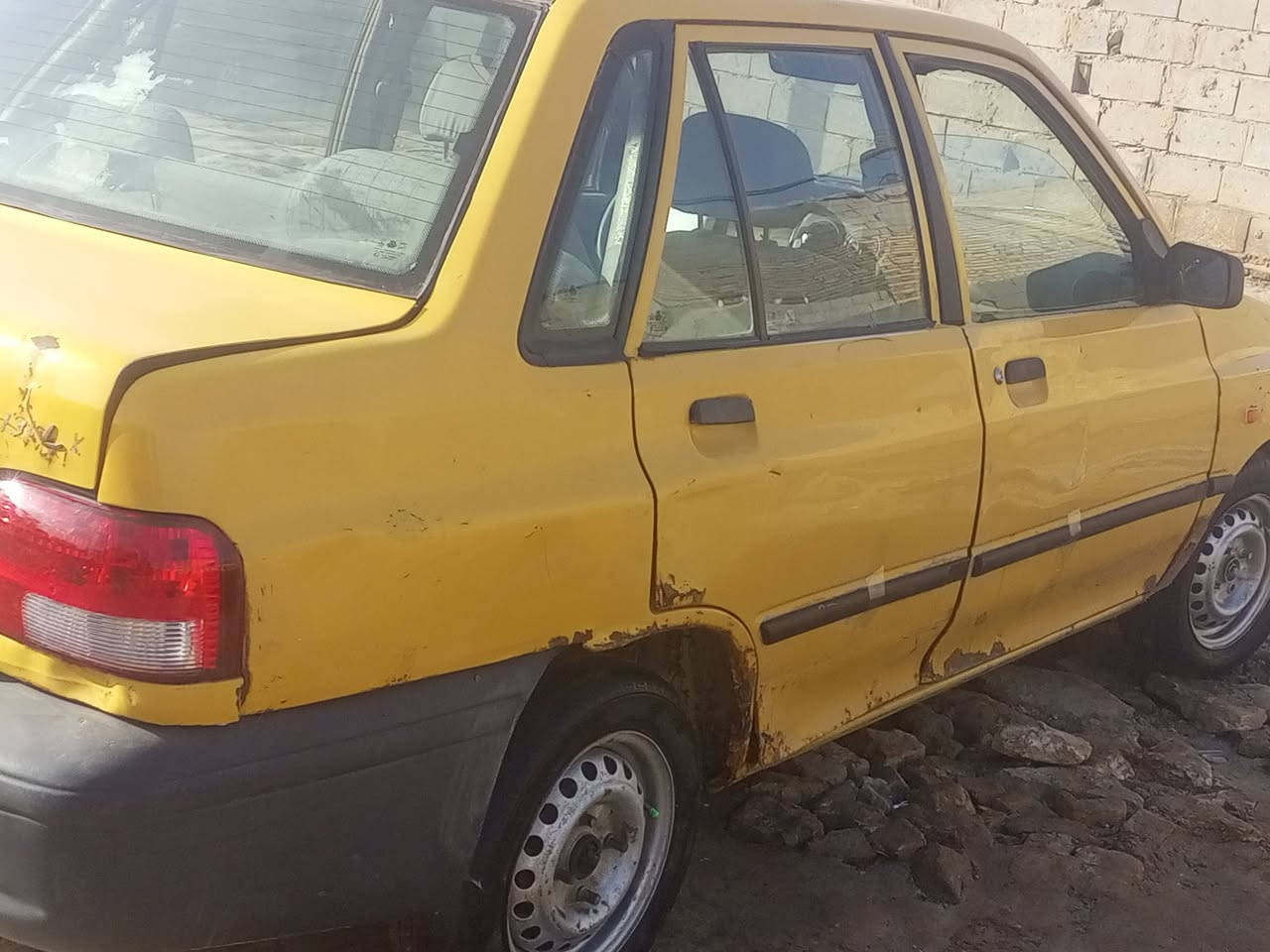 سايبه للبيع موديل 2013 سنويه 2028 مداورة ابنته ما تريد تخم تأير محرك برايد عل شرط  براكيتات نضيفه السعر 24 و بي مجال الرقم ***********
