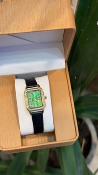 ساعة نسائية • رولكس