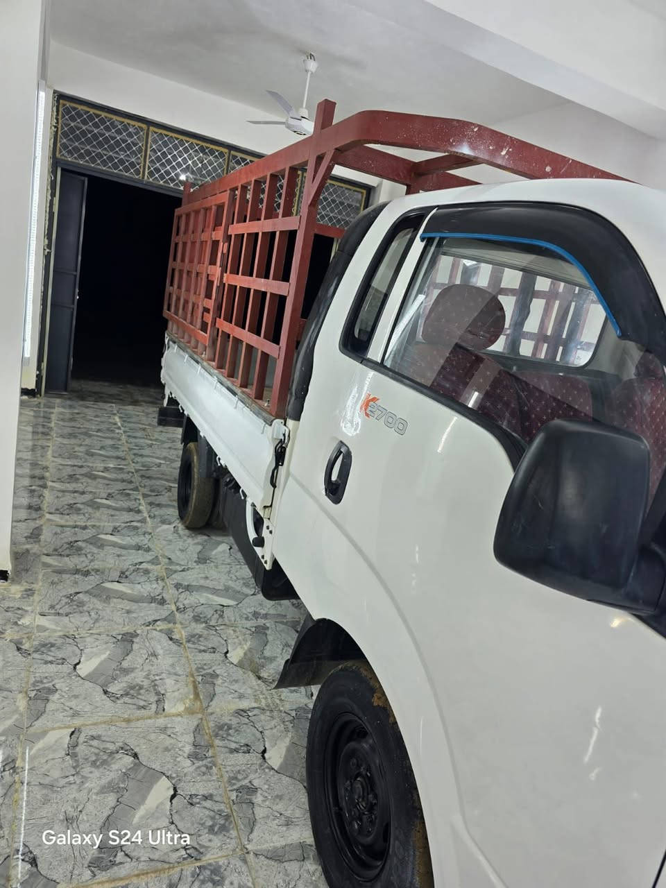 النتيجه النهائيه للسياره😍🥰

تكحيل الخدوش🖌🖊
ازاله الطبقه الميته للسياره💿
بوليش جميع المراحل🕳🎗
نانو بوليش💯
جلي مازدات بنانو السيراميك🖱
اعاده السوادات💻
تصفير التكشير💥
سحب كرت للهالات الموجوده💫
صبغ الدعاميه الاماميه فقط🔍
طبع الخط💻

مركز البراق للعنايه الكامله للسيارات📍
بكادره المحترف والمميز🏅
الضلوعيه/الامين الاولئ/الشارع العام/قرب شارع الغاز

للحجز🎖
*********** عبود الكمون
*********** علي ال كوان
