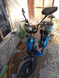 دراجة كهربائية • بطارية نص عمر • شاشة بلوتوث