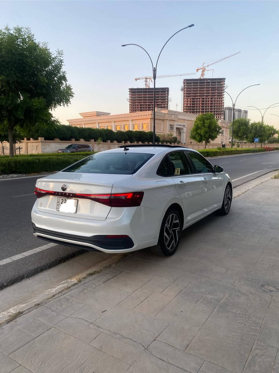 سلام عليكم           ‏🛑🛑🛑سعر 142🛑🛑🛑🛑
‏Jetta SEL 2025
‏مواصفات Sel 
ماشيا15 ميل
‏ ‏قطعتين صبغ ‏ ‏بونيت ‏و جاملج 
‏ إرباك ‏ستيرن و برده
مواصفات ‏ ‏أمريكي 
مكينه ١.٥ ‏توربو  
ويل حجم17 Sel”
‏كيج إلكتروني
‏بانوراما
‏ تبريد ‏لمس
‏بصمة 
‏تشغيل عن بعد
كاميره خلفيه
‏كشنات تدفئة 
‏ستيرن تدفئة
‏كشنات جلد ‏لونين
لايت زينون بيلادي
‏بوابة بشرط
‏رادار بشرط 
‏الراديترات بشرط بلادي
حجر صلنصة بشرط٪؜١٠٠
أي قلوب ماكو بشاشة١٠٠٪
رقم ‏أربيل
‏ليت داخل ‏بلادي ١٠ ‏ألوان
كير ومكينة ‏بشرط ‏١٠٠٪؜
رقم الشاصي 3VWSX7BU8SM021320
‏سعر148
عنوان سيارة اربيل 

رقم موبايل0️⃣7️⃣5️⃣0️⃣7️⃣1️⃣9️⃣3️⃣8️⃣0️⃣8️⃣


**إذا كنت صاحب هذا الإعلان وتريد حذفه لأي سبب، رجاءا أرسل رسالة إلى الدعم الفني**