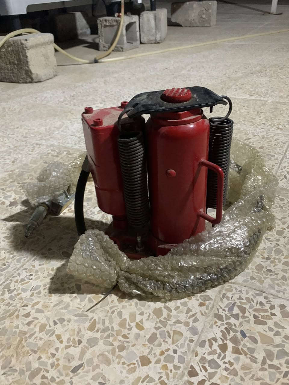 جك هو لبيع نوع امريكي12طن               ***********
