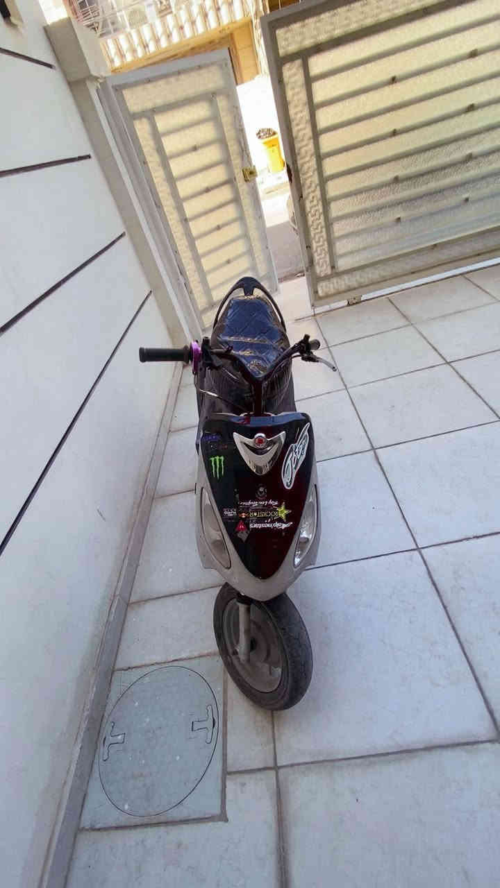 سلام عليكم دراجه منغولي شلعه ومعدل ٥٥ دراجه خير من الله كفراتها موجوده سعر٣٥٠ وبيها مجال للطيبين ***********
