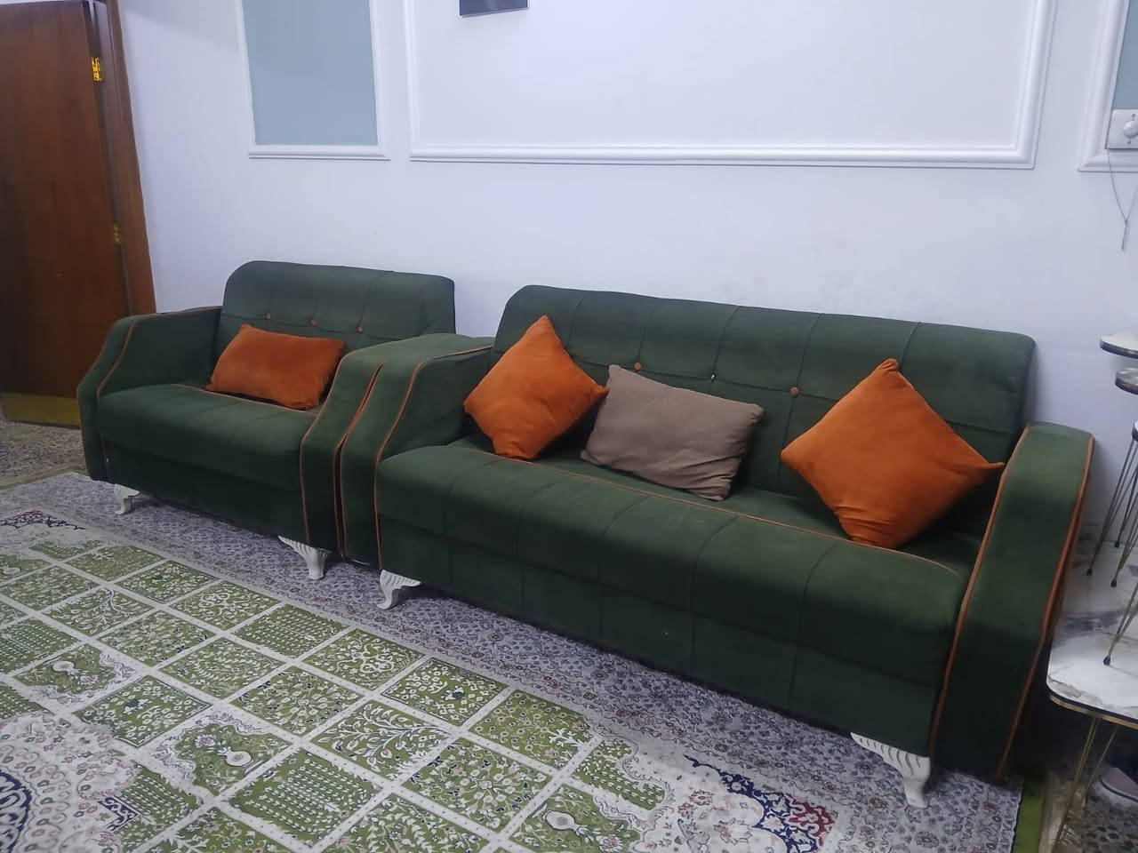 للبيع بسعر مناسب الغزاليه شارع الظغط
***********
