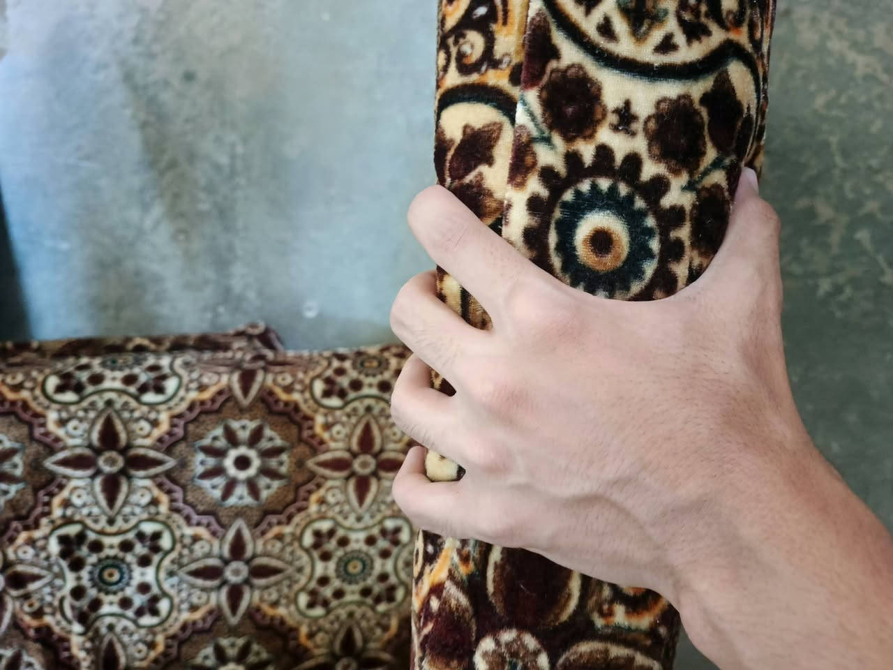 السلام عليكم
ديوان كعده مرتب ونضيف نوعيه الاسفنج النفخ الاصلي يعني ما ينام كامل مع الكوشات والتجوات والجراجف عدد الدواشك مالت الديوان 4 السعر قيم خاص واخذ 
..
.. 
دوشك عدد 3 ايضا نوعيه الاسفنج العالي النفخ السعر خاص


**إذا كنت صاحب هذا الإعلان وتريد حذفه لأي سبب، رجاءا أرسل رسالة إلى الدعم الفني**