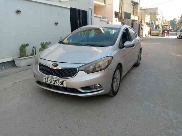 فورتي موديل 2014 رقم بغداد الجديد  
محرك 2000 دوش ليبل واحد /
 تبديل بنيد. والاصلي موجود 
 صبغ ثلاث قطع اثر شخوط 
حداديه امامي خلفي جديده 
محرك مفتوح مبدل بي كازكيت سابقا 
تخم تايرات جديد  تبريد ثلج 
شاشة وكامره خلفيه ملونه 
تحكمات ستيرن جهتين 
السعر  103 بيها مجال بسيط 
بغداد الغزاليه 
***********
