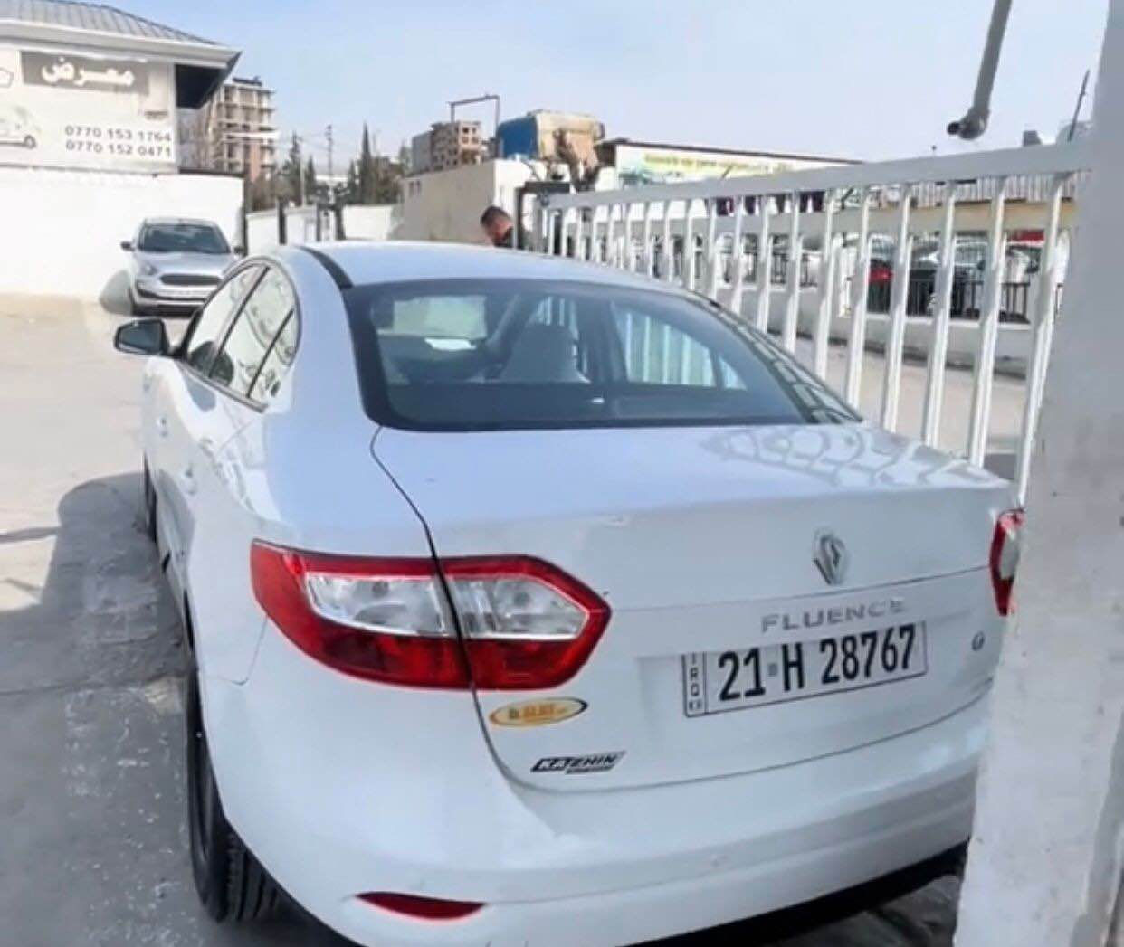 بە ناوی خوا 
رینۆی فڵۆنس ٢٠١٦ زۆر پاک تەنها دەرگای سایەقی گۆڕاوە بە بیلاد و ئەو دۆسەی چاک نەکراوەتەوە 
ئۆتۆماتیک و عادیە مەکینە و داروبەردی بە شەرت سەنەوی تا ٢٠٢٩ تازەیە تکایە تەنها جوابی تەلفۆن ئەدرێتەوە نامە مەنێرن بۆ سعر $٩٦ و معامەلە
***********
*********** السليمانية, العراق
