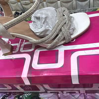 ملابس • مقاس ٣٨