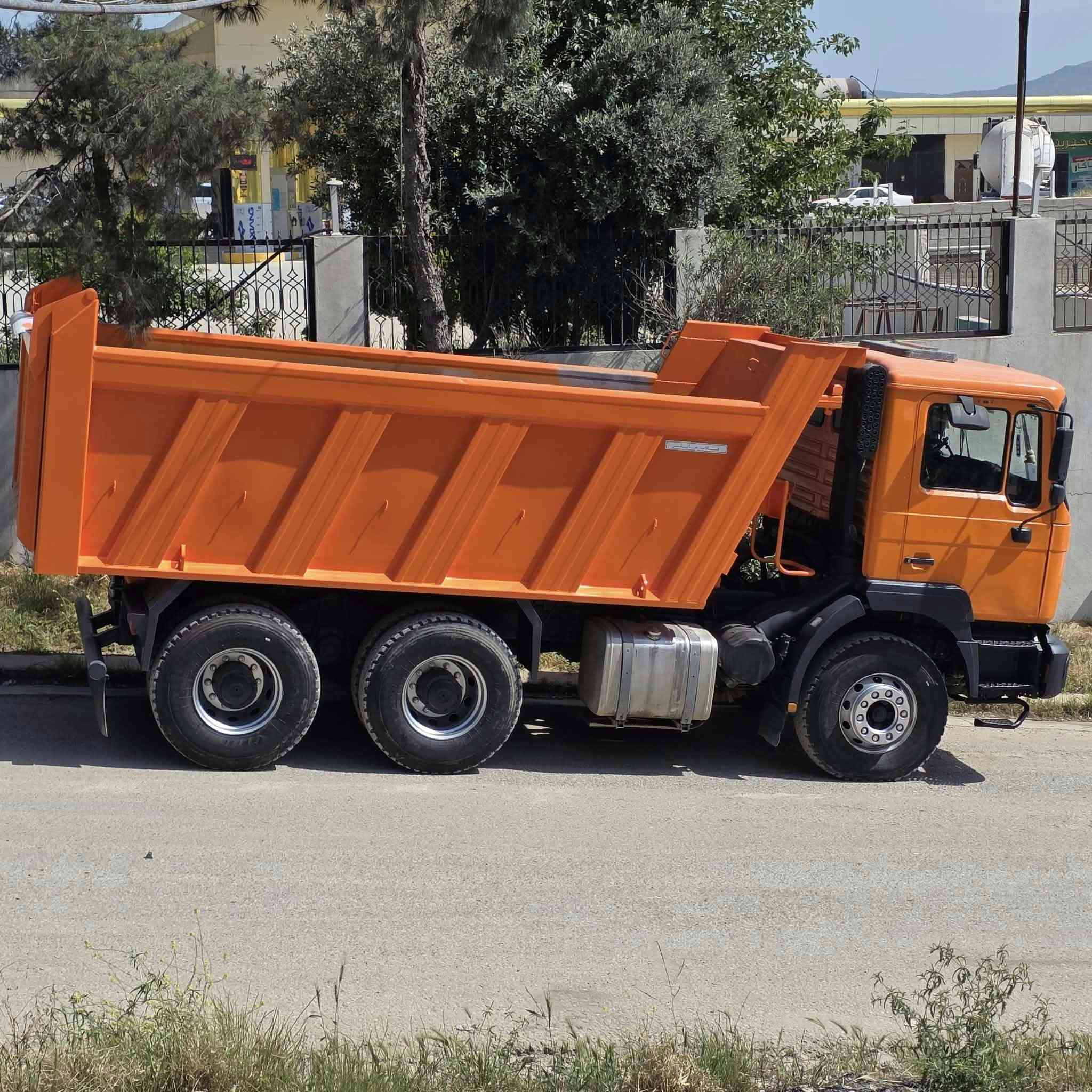 مان 2001  تاقەمەرە بۆدی لۆک تاقم تایە لۆک هەموو گیانی بەشەرت مەکینە گیر شانسی  ئەکس بەشەرت نرخ (360)  مەعامەلەیکی برایەنە تیدایە رەقەم تەلەفوون (***********)
