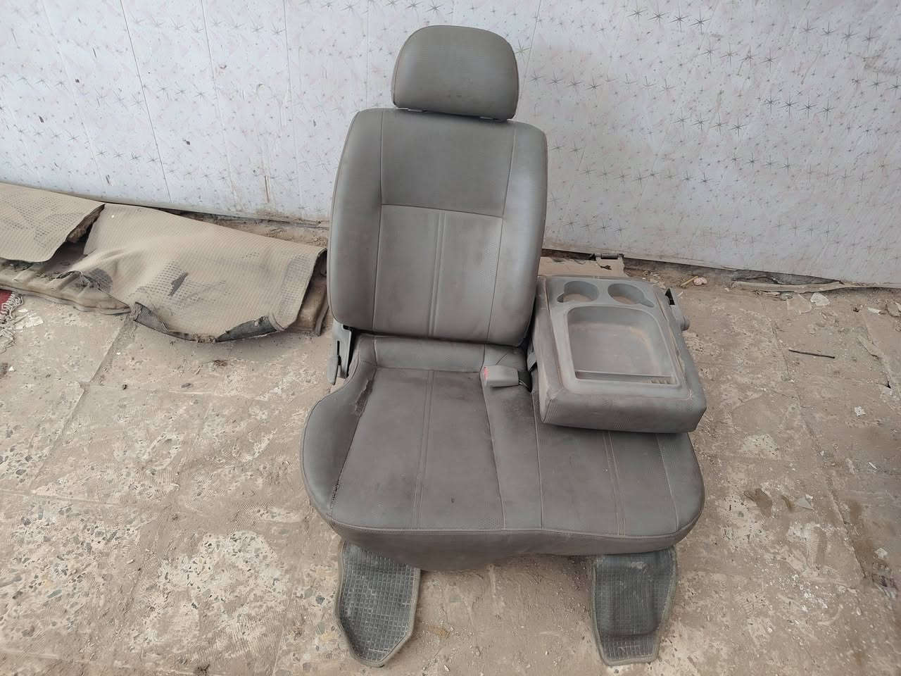 اخوان غراض كيه للبيع كلمن وسعره خابر ودلل ***********
