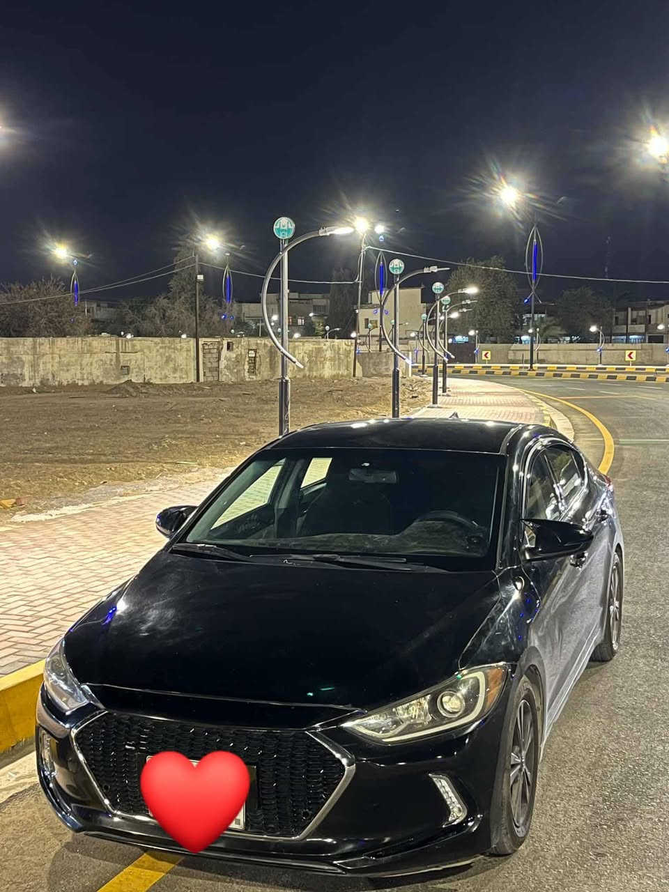 مواصفات se لون اسود
1.محرك 2000 دوش المرغوب✈️
2.لايت زينون
3.شاشه كبيره لمس
4.تحكمات ستيرن
5. ثلاث انظمة قياده(نورمل. ايكو. سبورت) 💀
6.تراكشن(مانع انزلاق)
7. كير اوتوماتيك AT المرغوب
8.ماشيه 146 الف بس
السياره مواصفاتها معروفه وسياره مرتبه الضرر بامريكا بس البنيد وبلعراق صاير بيها مكانات بارد وفحص موجود السياره سعرها 118وبي مجال او المراوسه حسب القناعه الرقم ***********  مكان السياره موصل ايسر
