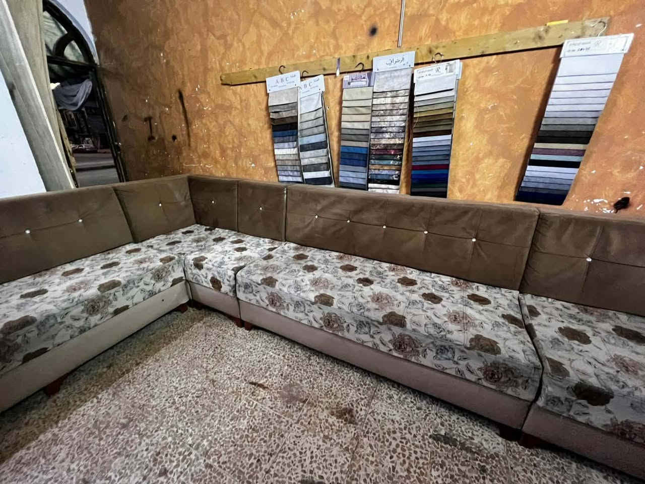 السلام عليكم للبيع ديوان تركي 7 امتار ونص نضيف مابي اي عيب
السعر على خاص


**إذا كنت صاحب هذا الإعلان وتريد حذفه لأي سبب، رجاءا أرسل رسالة إلى الدعم الفني**