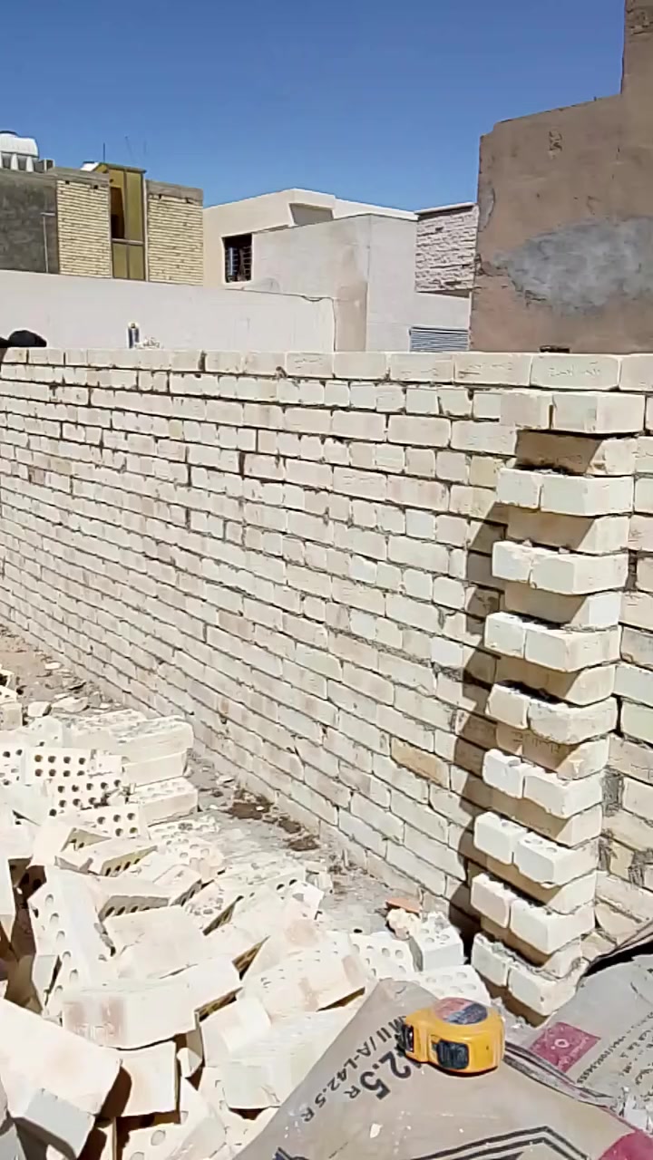 السلام عليكم معاكم ابو احمد خلف البناء معايا كادر بناء مصري شغل درجه اولى تليفون ***********
