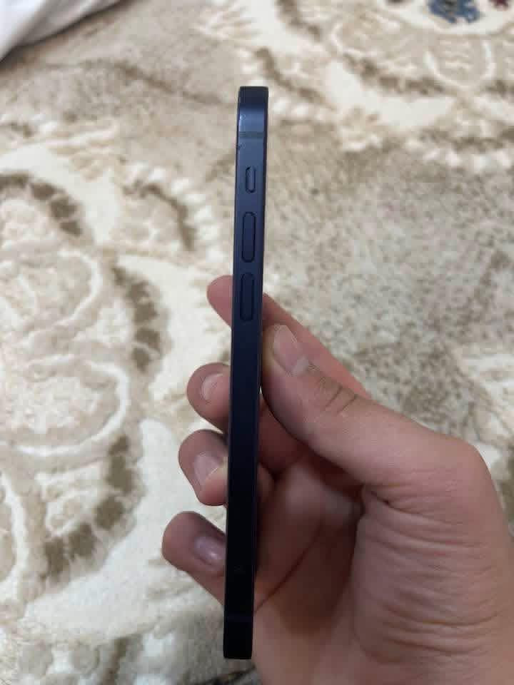 ايفون 12 عادي
ذاكرة 64
بطاريه 88
تك سيم 
نموذج M
وتر بروف 
شرط وين ما يعجبك افحص ما مفتوح
يرهم مراوس هونر اكس 9سي
التواصل خاص


**إذا كنت صاحب هذا الإعلان وتريد حذفه لأي سبب، رجاءا أرسل رسالة إلى الدعم الفني**