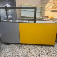 ميز عرض • فلافل • مترين ونص