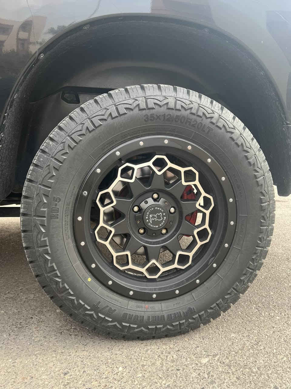 سلام عليكم دوج رام موديل 19 كفاله عامه للبيع سياره بعدها بحاله وكاله ماشيه 60 الف كيلو متر بل مايل تطلع 30 سياره جاهزه سنويه بسمي توه حولتها مجدده السعر 310 وبيها مجال سياره كلاسك اصل تواصل ع رقم *********** سياره كل اغراضها بلاديه من ارضيات وطفايه ومثلث وبعد هواي شغلات موجوده سياره كلش جديده وفول الفول
