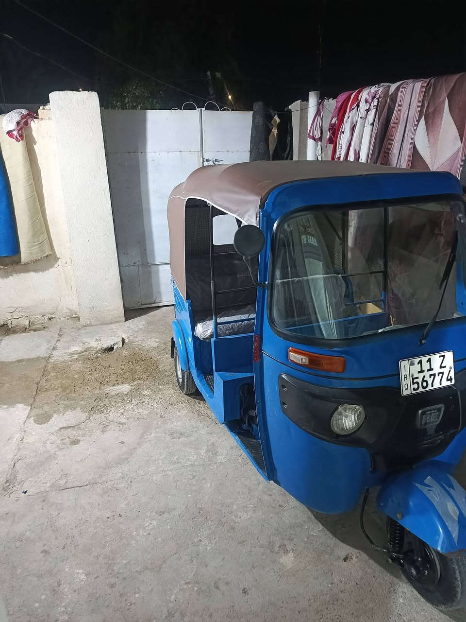 سلام عليكم ورحمه الله وبركاته تكتك للبيع موديل 20 رقم وسنوية رقم نكليزي تحويل مباشر  العنوان بغداد الحسينيه المعامل رقم الهاتف ***********
