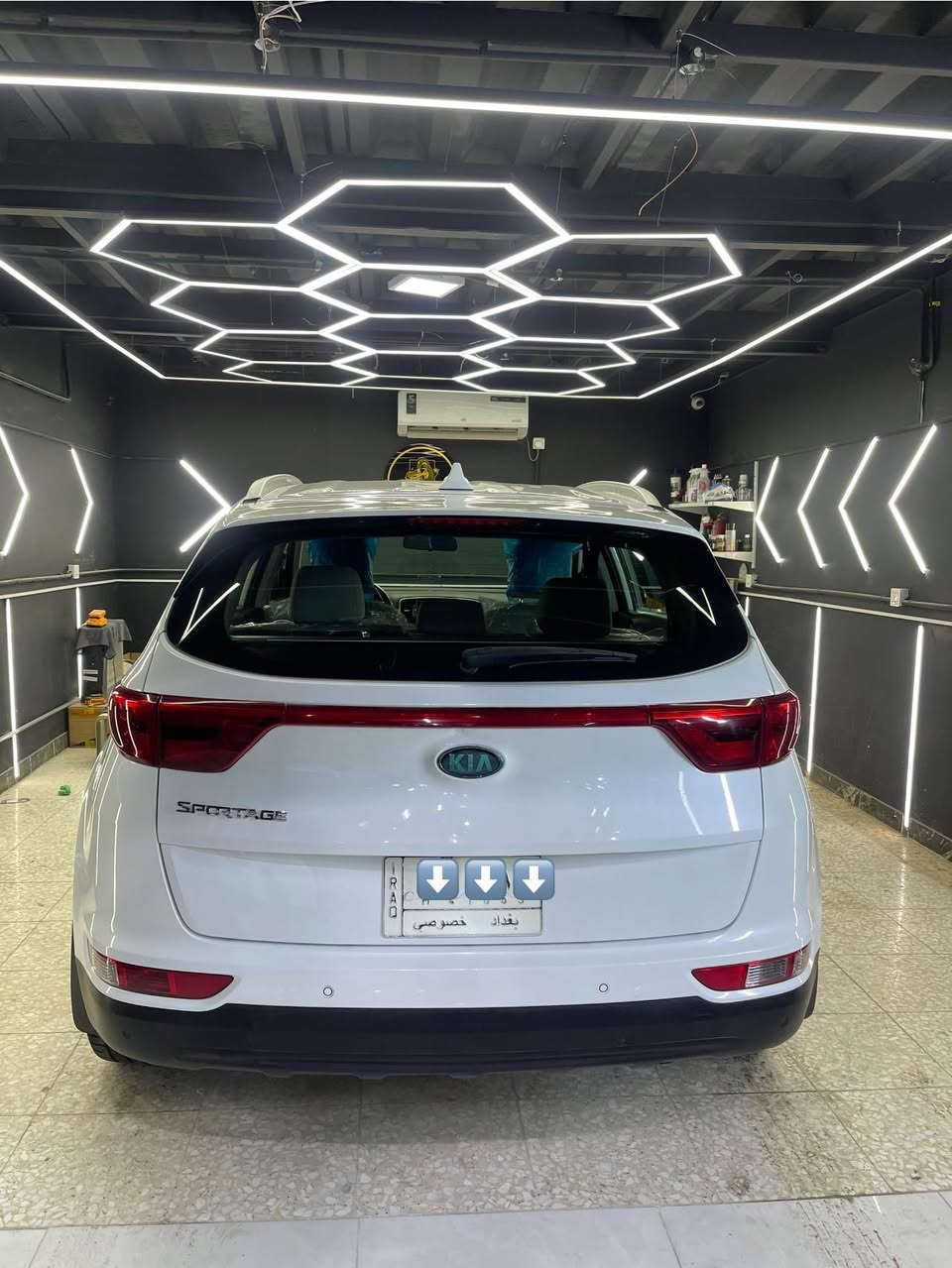 السلام عليكم 🤝
موديل 2017 خليجي ⬇️⬇️

رقم بغداد مشروع الوطني ☑️☑️

🚩حالة السيارة :-
*مكفولة من الصبغ 
* مكفولة من التبديل والفتح 
* مكفولة من الضربة 
* فقط بارد بسيط مثل مموضح بسونار 
*محرك مكفول 
* كير مكفول 

🔺🔻كاملة من كلشي مابيهة اي نقص عليهة نانو سيراميك وحمام جديد مسويلهة ومناقصهة اي شي ☑️

💬مكان السيارة بغداد 🔴

📲للاستفسار ***********
