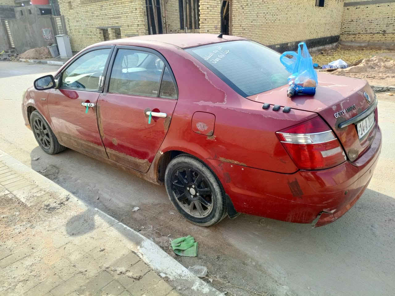 سلام عليكم عاده نشر بسبب عود كاذبه  مر رخصت الادمن المحترم جيلي موبل للبيع مديل 2012 رقم بصره  انكليزي جديد سنويه جديده 2030 تنتهي سياره مكفوله من الضربه والصبغ  فقط هاي الخياسات  مسويهه وضلت ماصبغتها  سياره حلوه خير من الله تبريد ثلج  حداديه نص ونص اكو من شغله يرادلها تبديل  مكينه مكفوله الي ياخضها يصبغها ويرادلها شويه تعديلات مكان السياره البصره السعر 35وبيها مجال للطيبين واني خادم  وترايك وين ما تريد أنكر سلف وطلع الاستفسار الاتصال ع رقم وتساب  ***********
