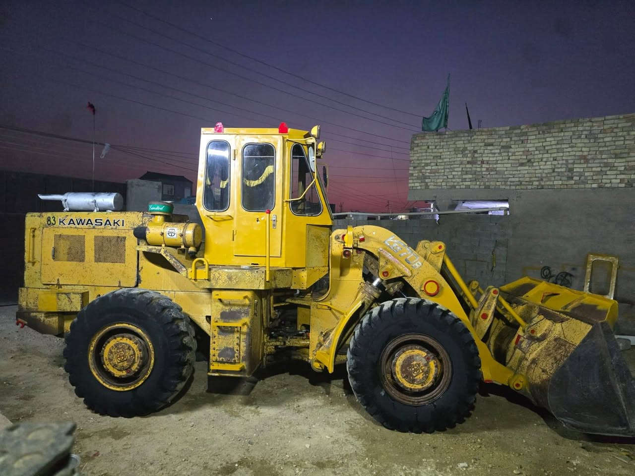 السلام عليكم شفل البيع كاوسكي بي موديل 83 رقم بغداد تحويل مباشر العنوان بغداد النهروان *********** ***********
