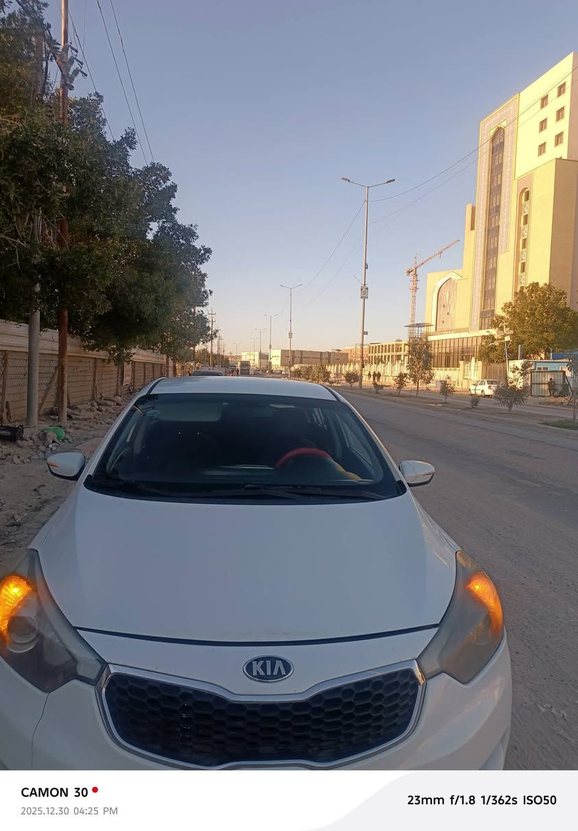 السلام عليكم سيراتو مديل 13بيه شبر بجوملغ والباقي مكفول رقم ارريل صاقط سعره 113مكاني نجف ابو صخير شابب اني مااقره تفاصيل  اكثر اتصل على رقم ***********
