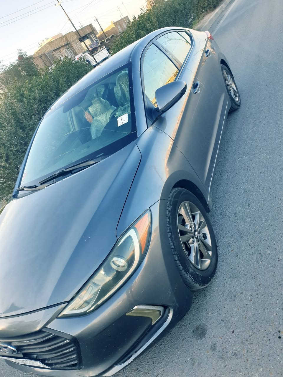 السلام عليكم.انتره 2018 وارد امريكي رقم ميسان محرك الفين دوش  سياره فول بيها قطعتين بنيد و صندوك حادثها حلو السعر 115بيها مجال لشراي مكان ميسان ***********
