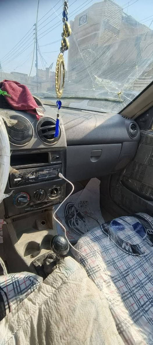 يالله سلام عليكم 
سايبه مديل 2012
سياره نضيفه مكينه مال برايت لا تنقيص ولا تبخير 
حداده جديده تايرات جدد بلكات تخم جديد سياره نضيفه بعنا الكلمه بيها ملاحضاه بسيطه بس عقله ضارب جيب عقل وياك وتعال وترايك لبصره ول سعر مناسب جدآ سياره مال خبزه وتفاصيل اكثر اتصل وببك خير وتدلل وتشلع اعيوني  مكاني بغداد سبع البور 
رقمي ***********
