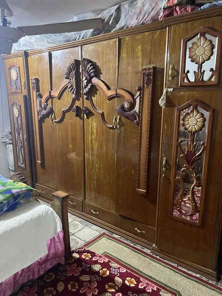 اللهم صل على محمد وال محمد غرفه صاج ام 6 ضخمه وثكيله ونضيفه كلش نقص صبغ فقط 
مكان الشعب سعر 500 بيها مجال 
 

‭0778 230 8209‬
