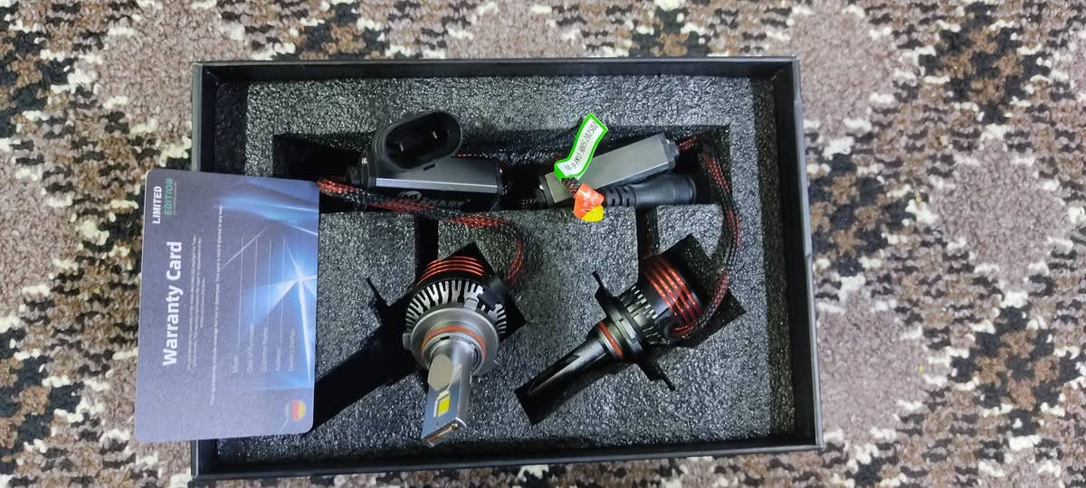 لبيع زنون ابيض H7 +9005. يرهم ع سوناتا. وسنتافي درجه اول شرط تجي اشدلك اذا ماعجبك لا تخذهن 9005 سعره ب30 الف سعر H7 ب40 الف


**إذا كنت صاحب هذا الإعلان وتريد حذفه لأي سبب، رجاءا أرسل رسالة إلى الدعم الفني**