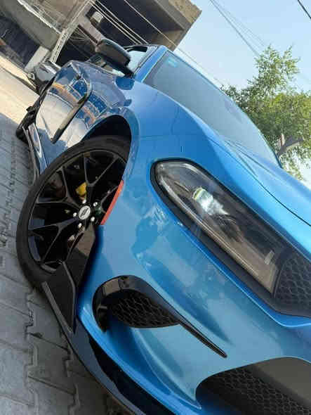 نــوع الــمـركـبة:-Dodge Charger - GT
الـــــمــوديــــل:-2023

حــجـم الـمـحرك:- 3600

الــــعـــــــــداد:22 الف

الايــــربــاكـــات:-سليمة )

- بصمه تشغيل + ابواب

- تشغيل عن بعد ( Remote Start )

- داخل جلد ( احمر واسود ) عمل شركة سبايدر 

تخم تاير جديد
- رادار امامي + خلفي  view

- نظام النقطه العمياء مع تحذير الاصطدام مع خاصيه التوقف التلقائي 

- مثبت سرعه ذكي تفاعلي مع الرادار

- مساعدة البقاء في المسار 

- مساعد الخروج الامن عند فتح الابواب 

- شاشة وسطية تدعم Apple CarPlay & Android Auto 

- نظام ترحيب عند الاقتراب

الضرر  - تبديل جاملغ فقط (  + كلير باب  البجم كبس   )

@

الإضافات ⬇️ مركز العياش

عمل كت اسود كامل 

السياره عليها ارضيات من شركه روزلاين
السعر 28000

📍العنوان
الاعظميه سبع ابكار 
📞 الرقم ***********
 🔹
