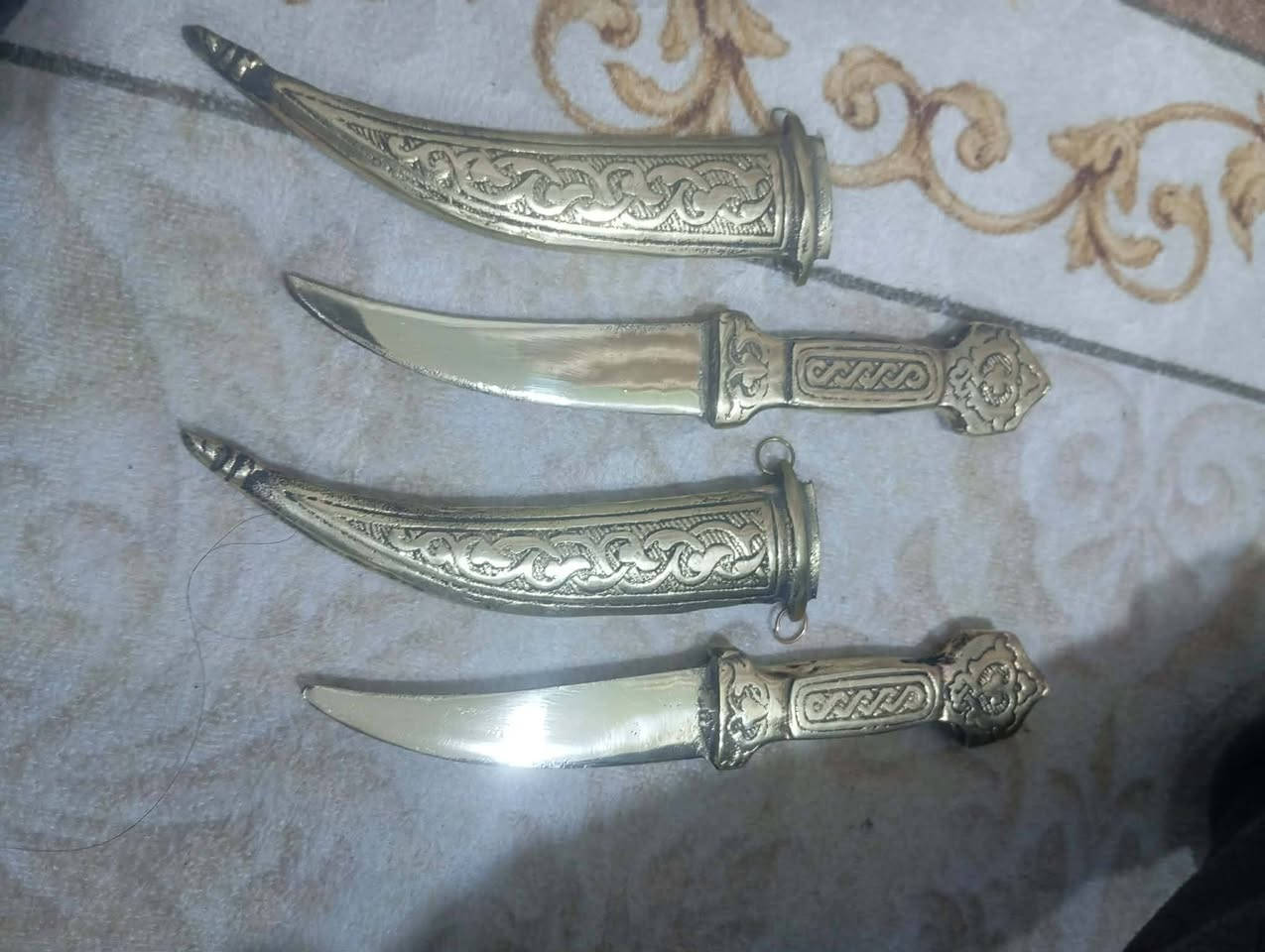 خناجر عدد 2 نحاسيات للبيع


**إذا كنت صاحب هذا الإعلان وتريد حذفه لأي سبب، رجاءا أرسل رسالة إلى الدعم الفني**