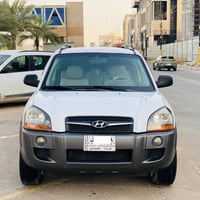توسان ٢٠٠٩ • ١٣٨٠٠٠ كم • كفالة عامة