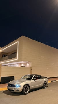 موستنك • ٢٠١٠ • ٦ سلندر ٤٠٠٠