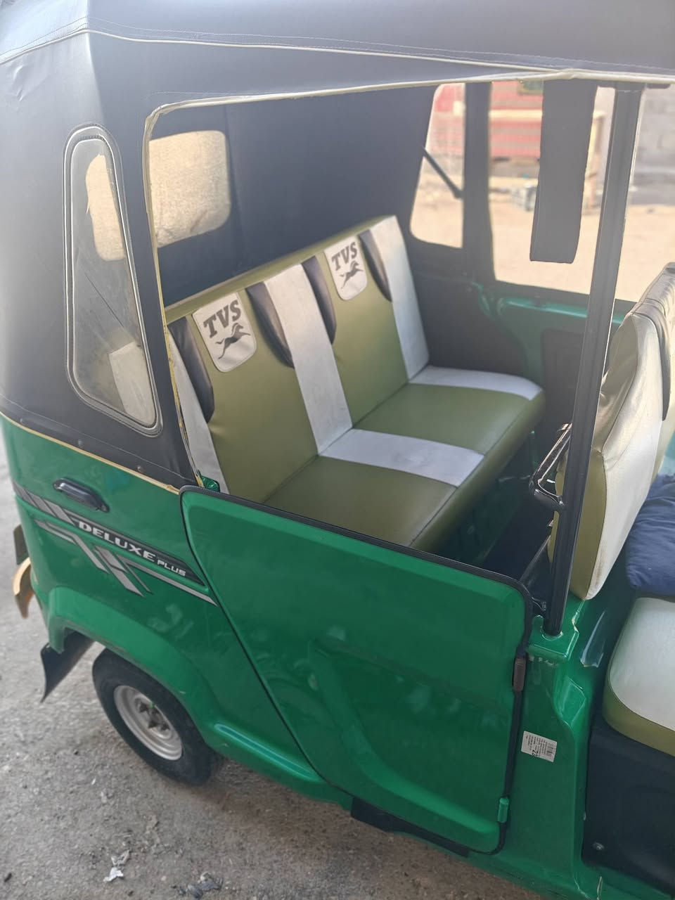 تكتك خضره موديل 22 شهر 11 كفاله عامه من دعمه السعر 8 و 700 وبيها مجال حك جيه تجي تشوف بعينك تكتك خير من الله رقم الهاتف ***********
