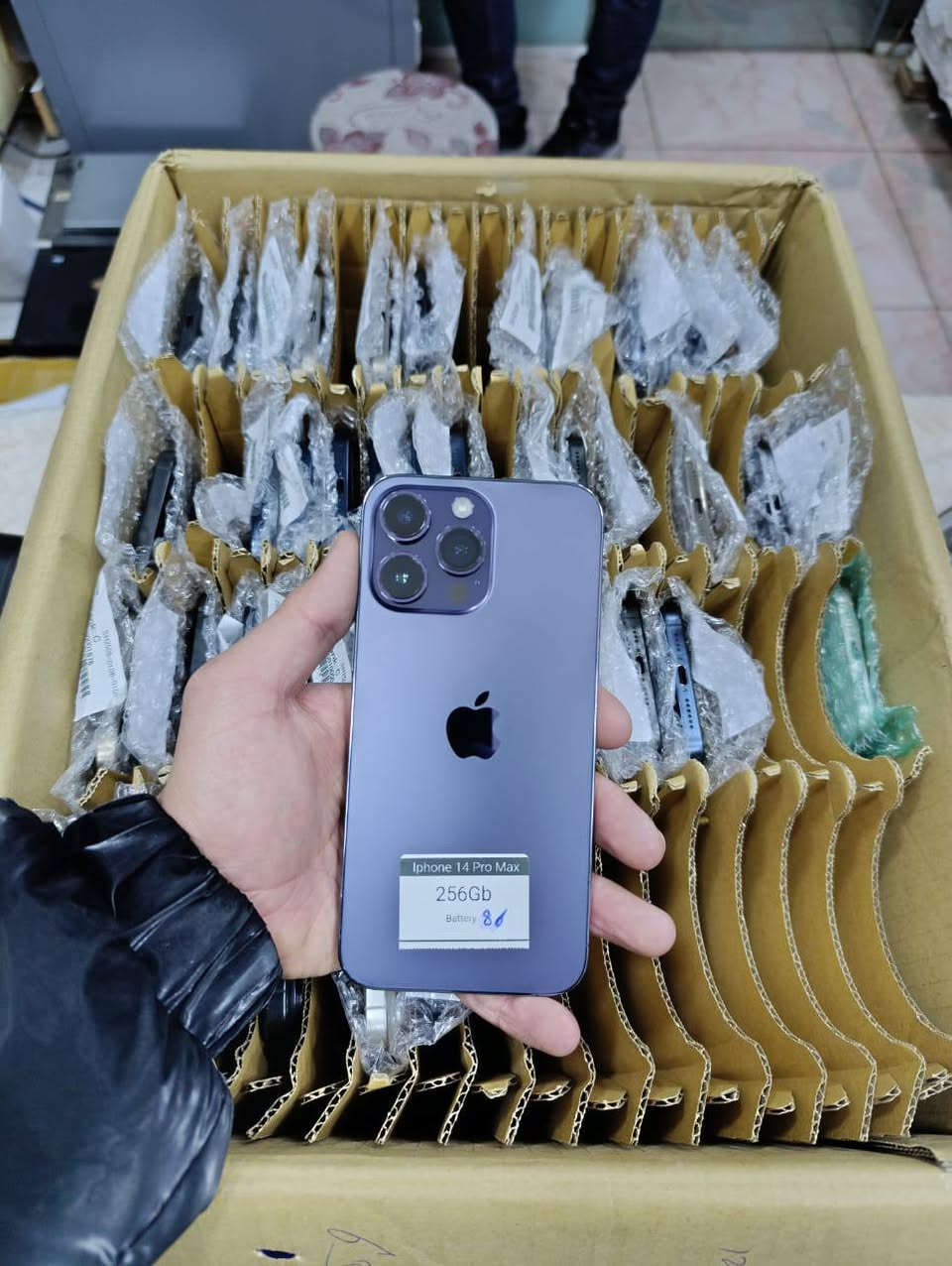 سلام عليكم هاوڕێیان
ئەمانە هیچیان نەگۆڕاوە صمان 2 مانگ بە دڵی خۆت بیکەرەوە نە پۆڵیشە نە پاتری بەرزکراوەتەوە هەموو شتێکی بە صاماني ئۆرجیناڵ

Iphone 14 promax 📱
256gb 
A  545$
A + 575$
Battery 85 bo 100

Iphone 15 promax 📱
 256gb 
A    695$
A+  725$
Battery 85 bo 100

Whats App : ***********
Whats App : ***********

 📱ناو نیشان : سلێمانی 
@highlight 
#slemani 📱
