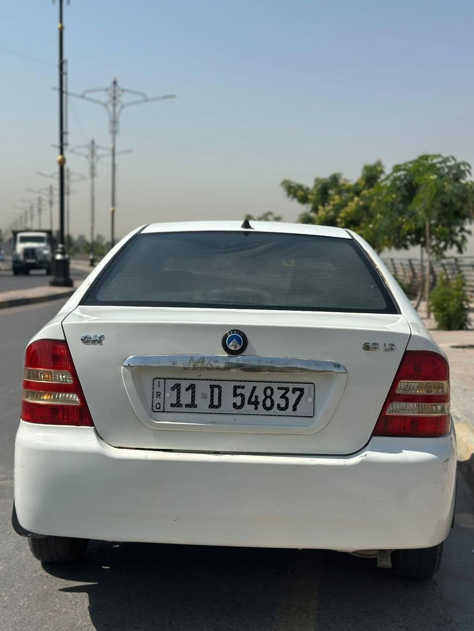 سيكي لبيع احزام مصبوغه رقم بغداد الجديد مامسجل عل كربون شرط التحويل السعر38وبيها مجال لستفسار اتصل *********** اني مو صاحب السياره بس ناشرها
