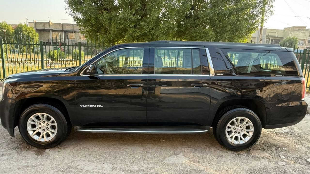 جمسي موديل ١٦ خليجي مكفوله 
طبله
بدون فتحه 
الداخل لونيين 
السعر ٣٢ الف 
***********
وبيها مجال غير متواجد على الفيس
رقم اربيل اجره
