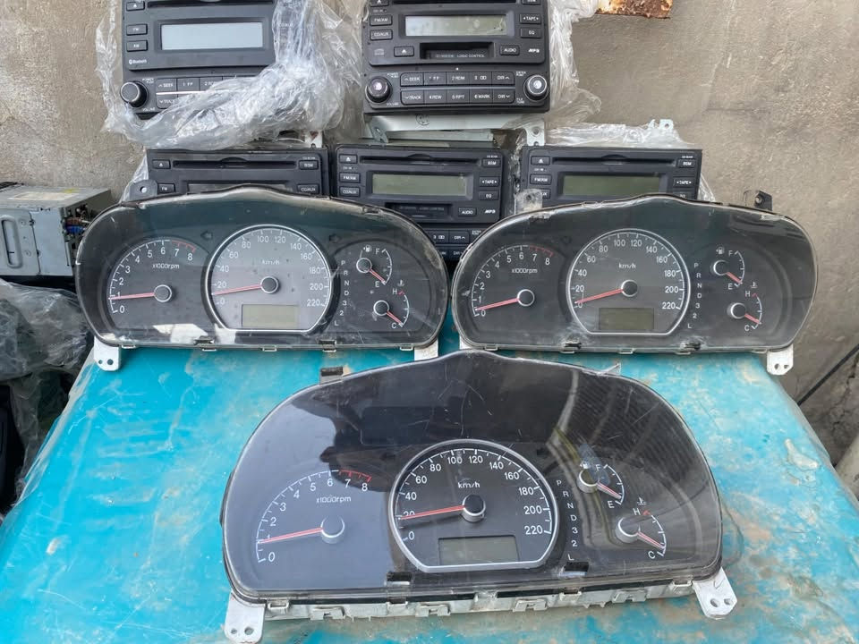 مسجلات تفصيخ حاويه شرط شغل                                   بلوتوث40 بدون بلوتوث 15 لف 
كيجات 20 القطعه  
عنواني شهداء البياع. يوجود توصيل لكل العراق 
***********
