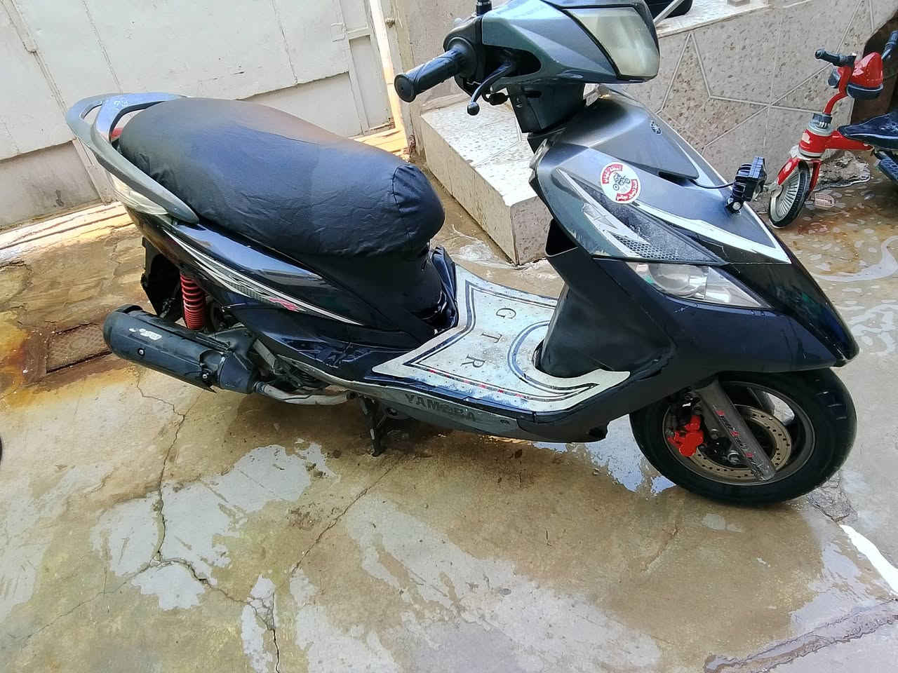 السلام عليكم دراجه ماكس ثعلب نظيف للبيع سعر 400 وبي مجال
***********
