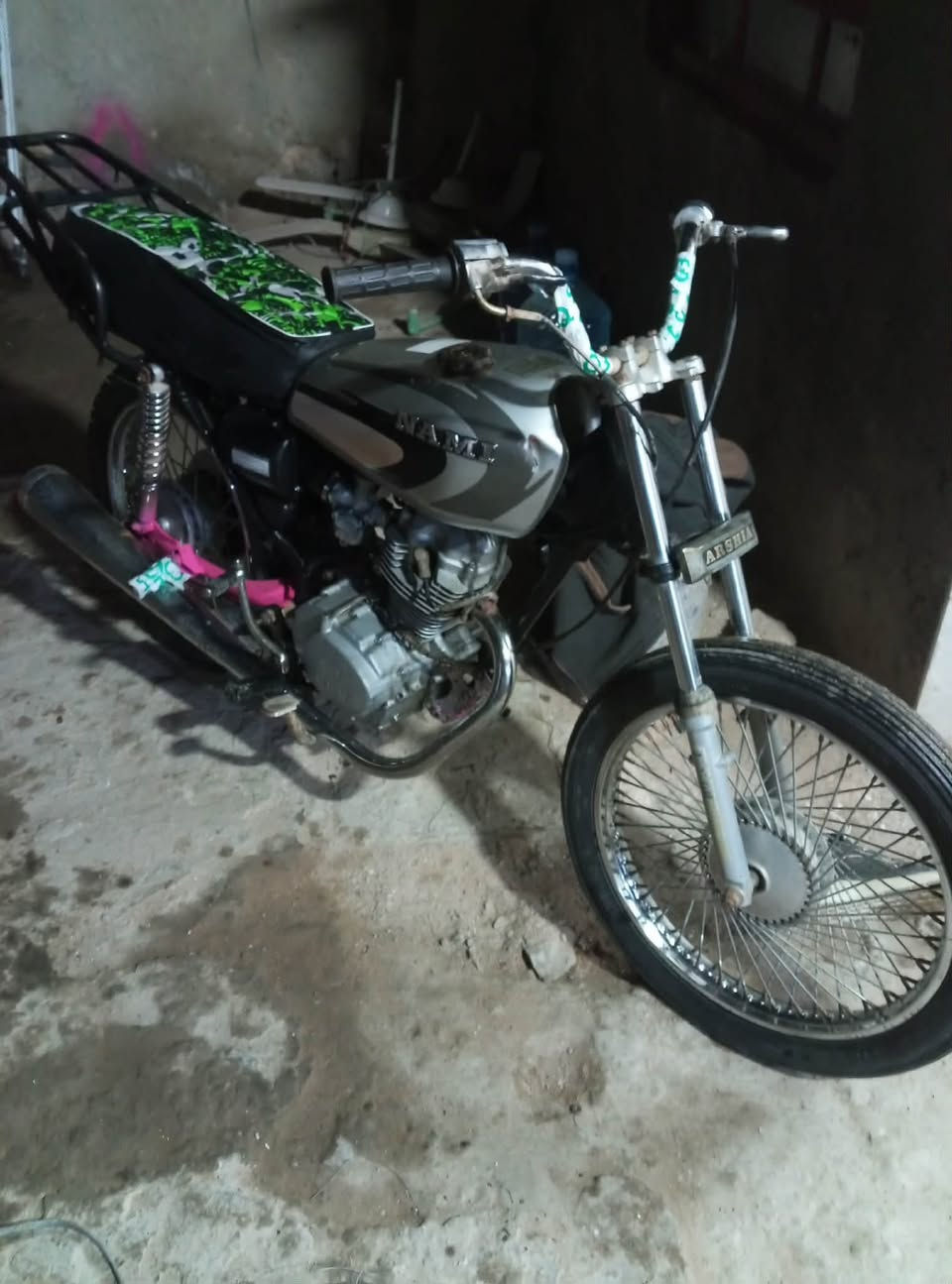 4كير اصولي مديل 15 للبيع مكينه 18 نامه وكيلها العارضي سعر 300 رقم ***********
