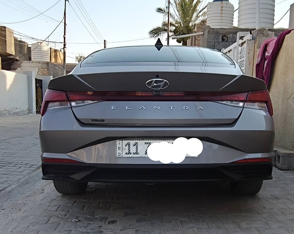 يا الله 
سلام عليكم 
الانترا 2023وارد امريكي 
رقم بغداد 
مواصفات:-كامره حساس 
رادار امامي خلفي جانبي
سايد بريك اوتو
3انظمة قياده 
مثبت سرعه بصمة ابواب
مكينه 2000 كير مكفولات
صور الحادث مرفقه بلمنشور
ماشيه68الف حقيقي
السياره خير من الله ع ايدي جبته من امريكا
السعر155وبيه مجال للشراي/***********/***********
والي ميعجبه السعر صلي ع النبي محمد(ص) واعبر المنشور
وكلشي اكوو بلسوك تجي وشوف وتاخذ السياره وفوكاه عيوني بلاش☺
