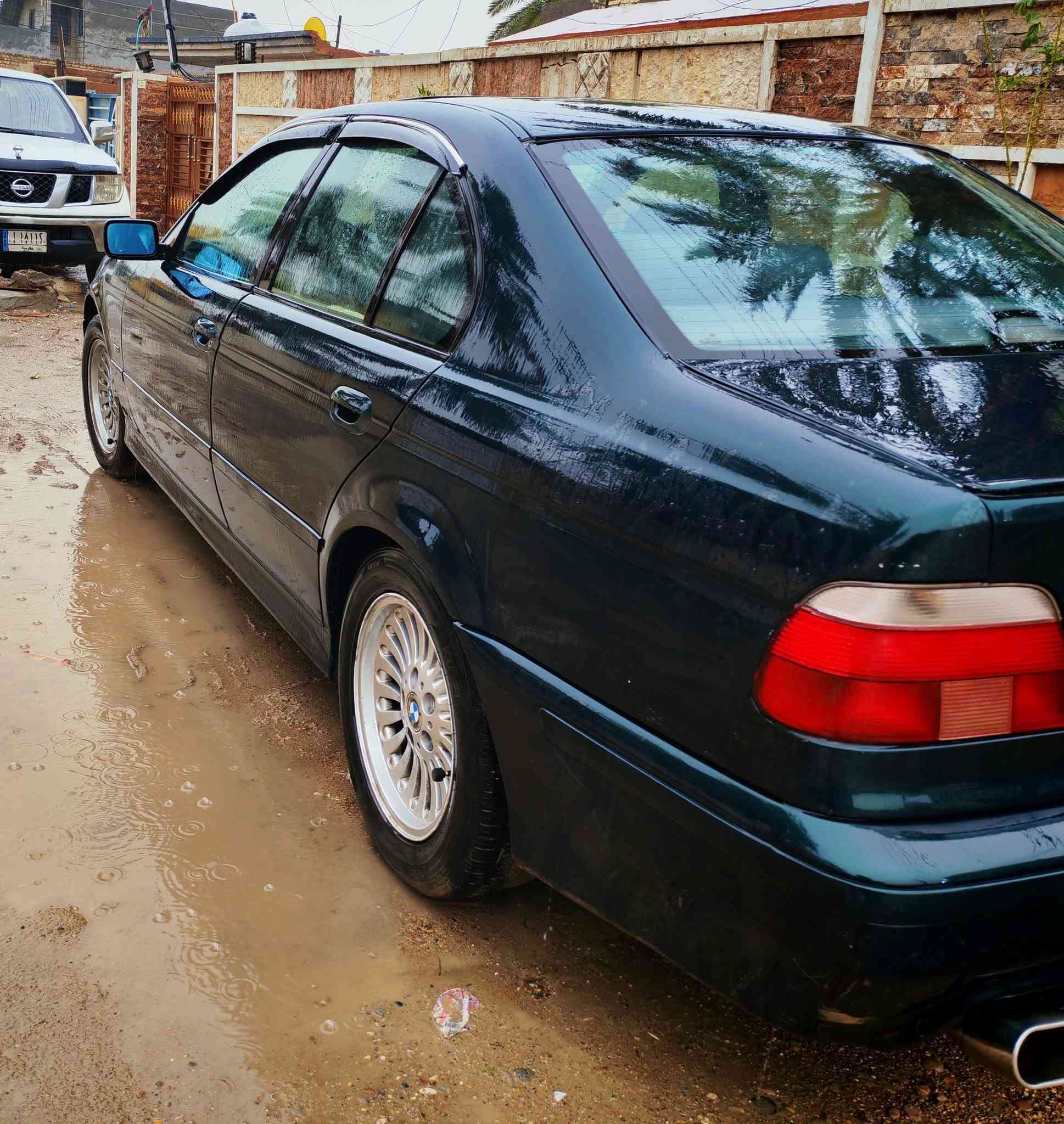 بي ام دبليو صقر موديل ١٩٩٧ تك فانوس حجم ٥٢٨ بيهه جراد قماره وجنطه وبنيد محرك جديد وكير جيَد جدا
شديتلهه عربانه خلفيه جديده حاويه تدفئه َتبريد منظومه جديده مشط استيرن جديد كاردن جديد ٩٠ وبيهه مجال للاستفسار *********** رقمههه بغداد
