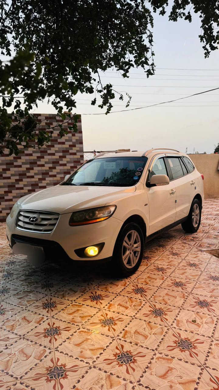 سنتافي 2012 محرك كاز اصل
#ادوات_ادوات_كصة_جنطه 
دخول جديد جاهزه ع اخر حبايه
حصة كاز بكل المحافظات
سياره جاهزه من ناحية المحرك والكير وحداديه وتبريد وتتتدفئه 
تحكم ستيرن جهتين
كشنات جلد كهربائي 
ترايك وين ميعجبك
سياره مال جناي ربع ما تصرف عليه
المكان ذي قار 
السعر / 57وبيه مجال حق جيه فقط
للاتصال ***********
