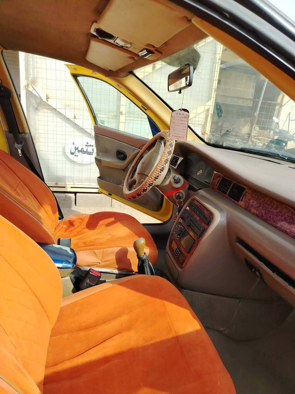 السلام عليكم سياره سمند 2011 تخم تاير تبريد ثلج كير  ومكينه لوك وضمان السياره السعر 30 ورقه وبيها مجال عنوان سياره بغداد رقم التلفون ***********
